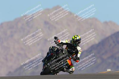 media/Oct-01-2023-SoCal Trackdays (Sun) [[4c570cc352]]/Turn 9 Set 1 (950am)/